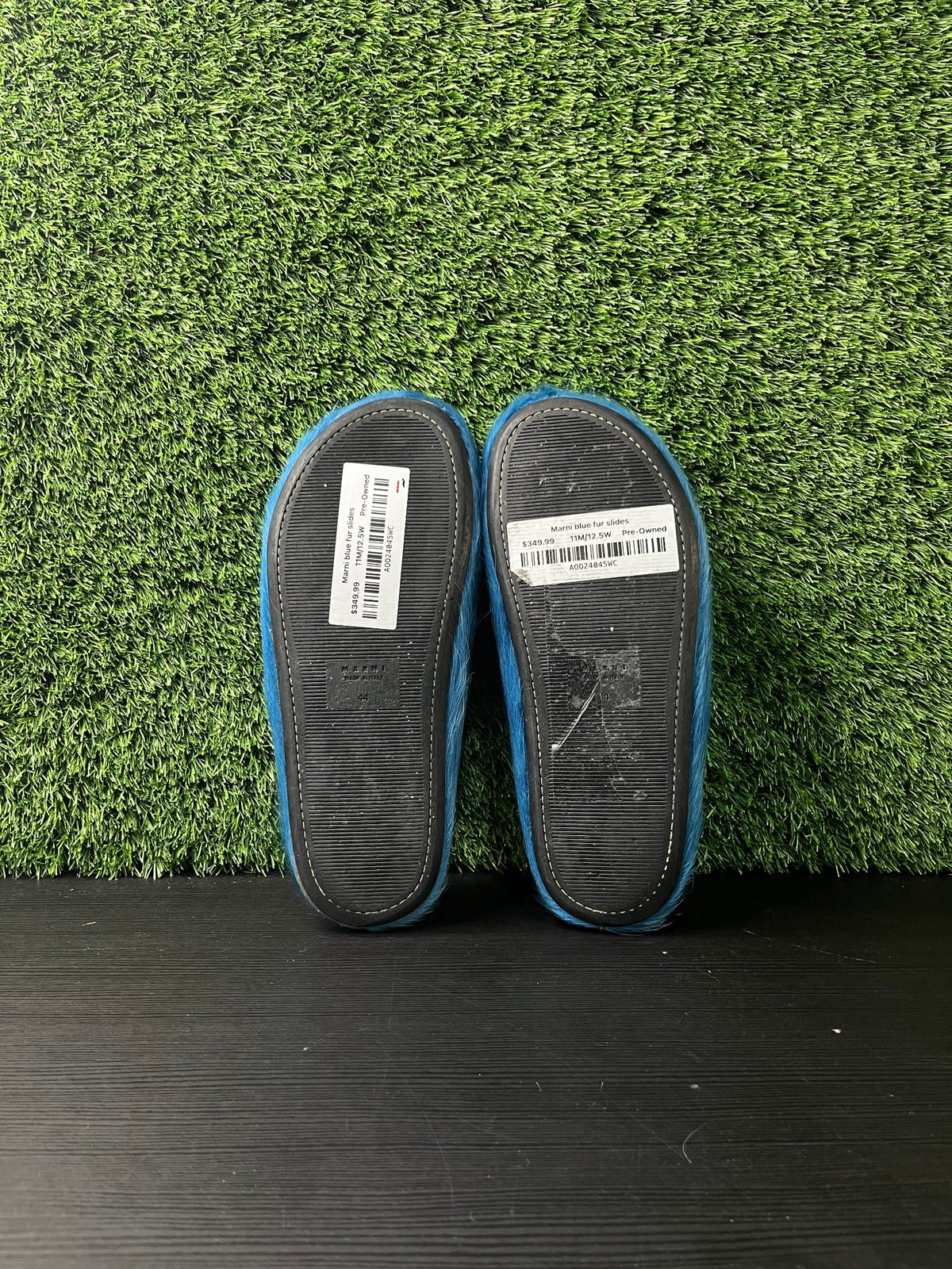 Marni blue fur slides