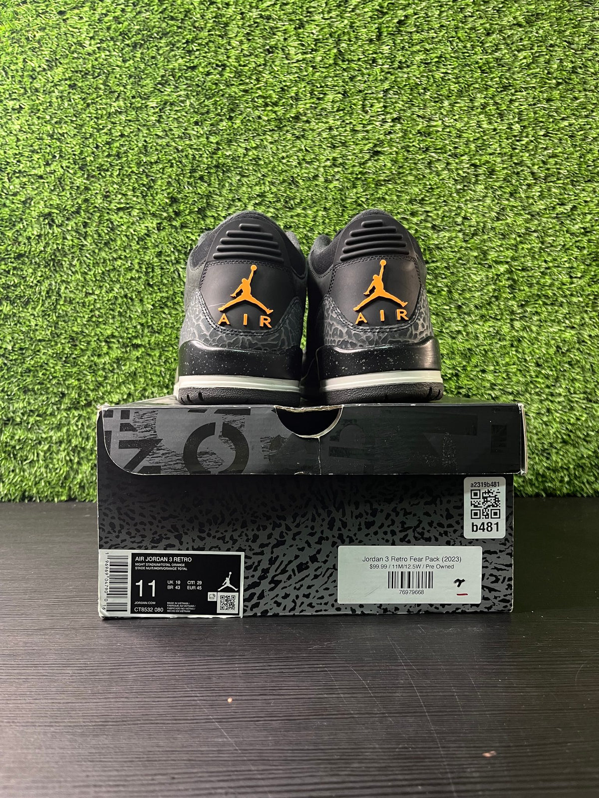 Jordan 3 Retro Fear Pack (2023)