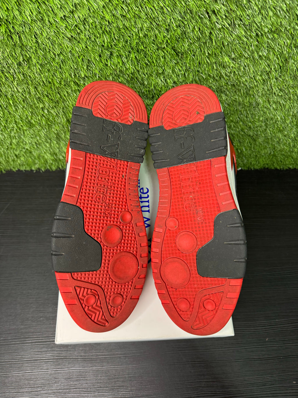 Off white odyssey red/black/white