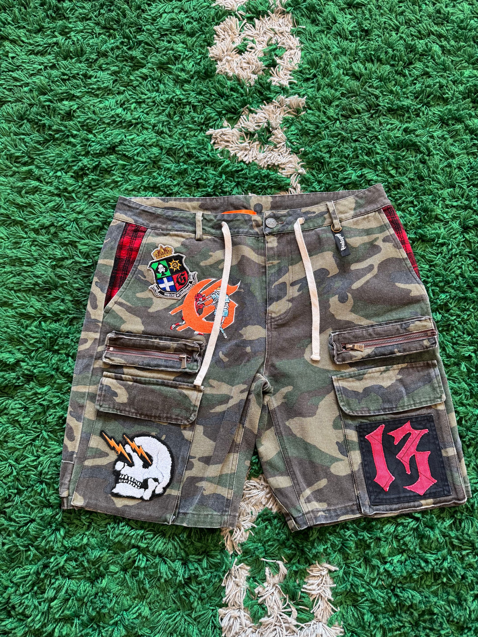 Godspeed camo patch work shorts