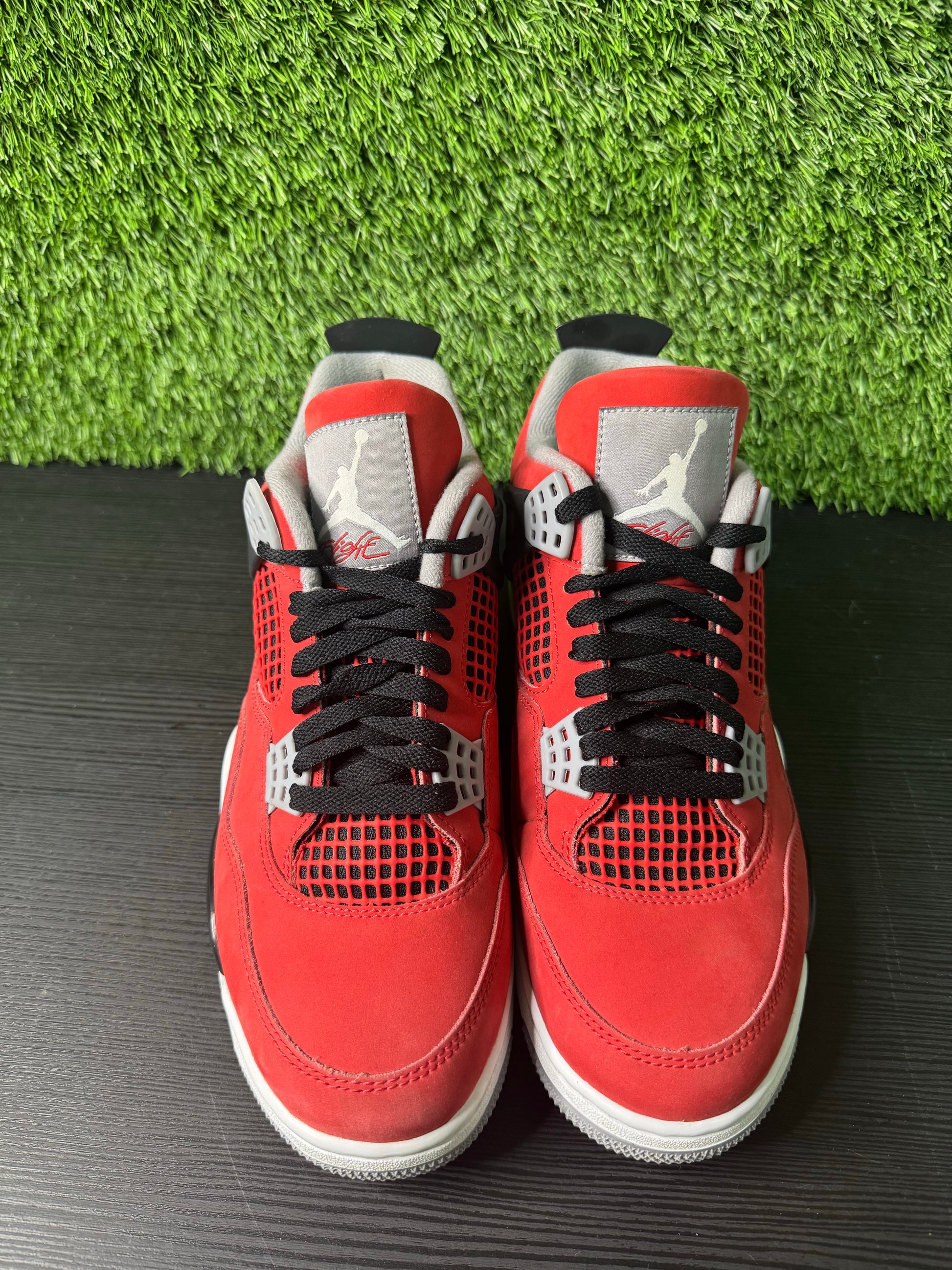 Jordan 4 Retro Toro Bravo (2026)