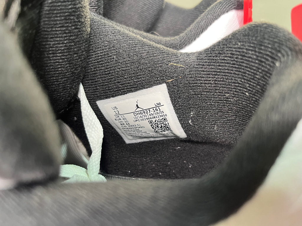 Jordan 4 red cement