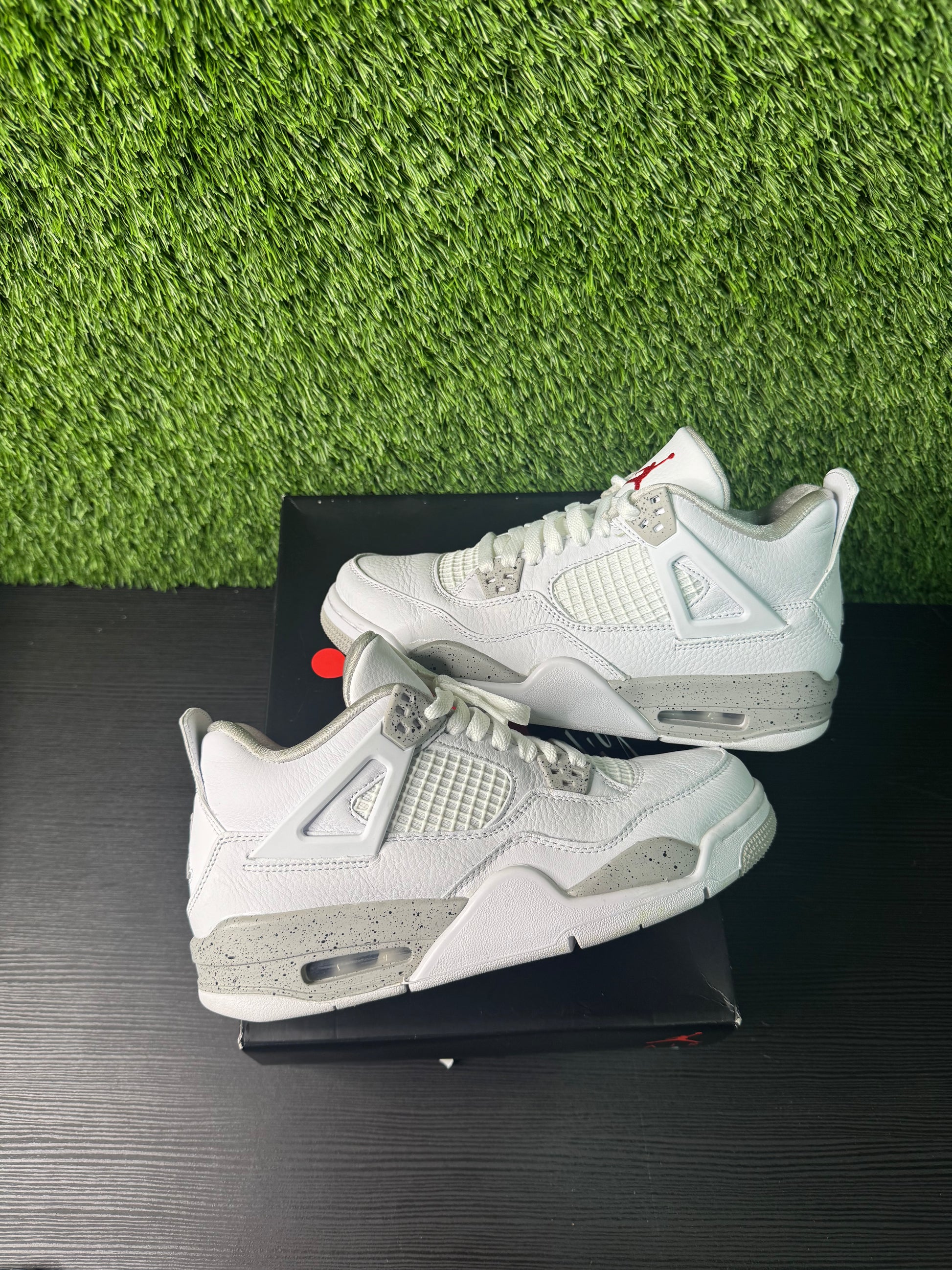 Jordan 4 White Oreo