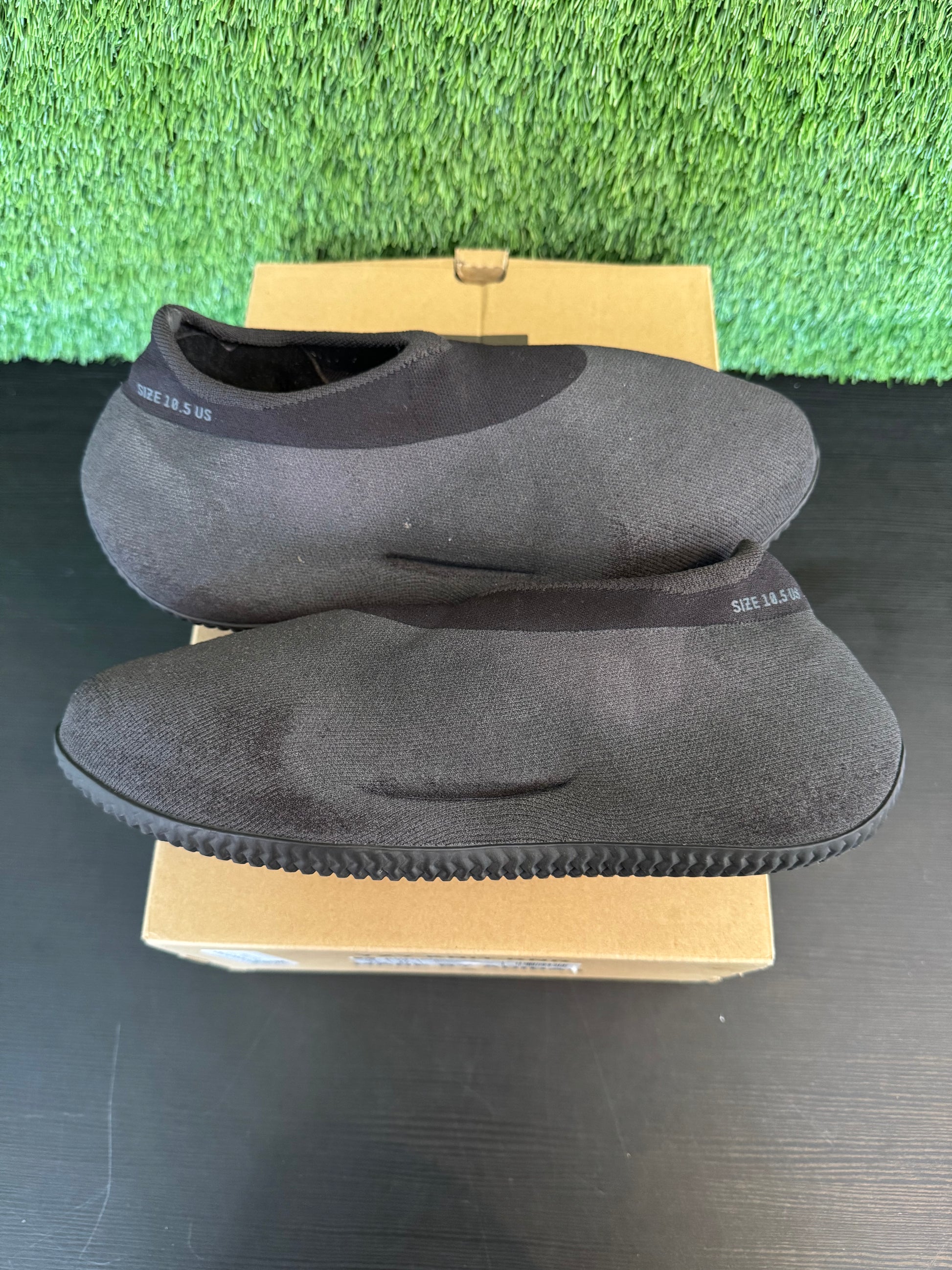 adidas Yeezy Knit RNR Fade Onyx