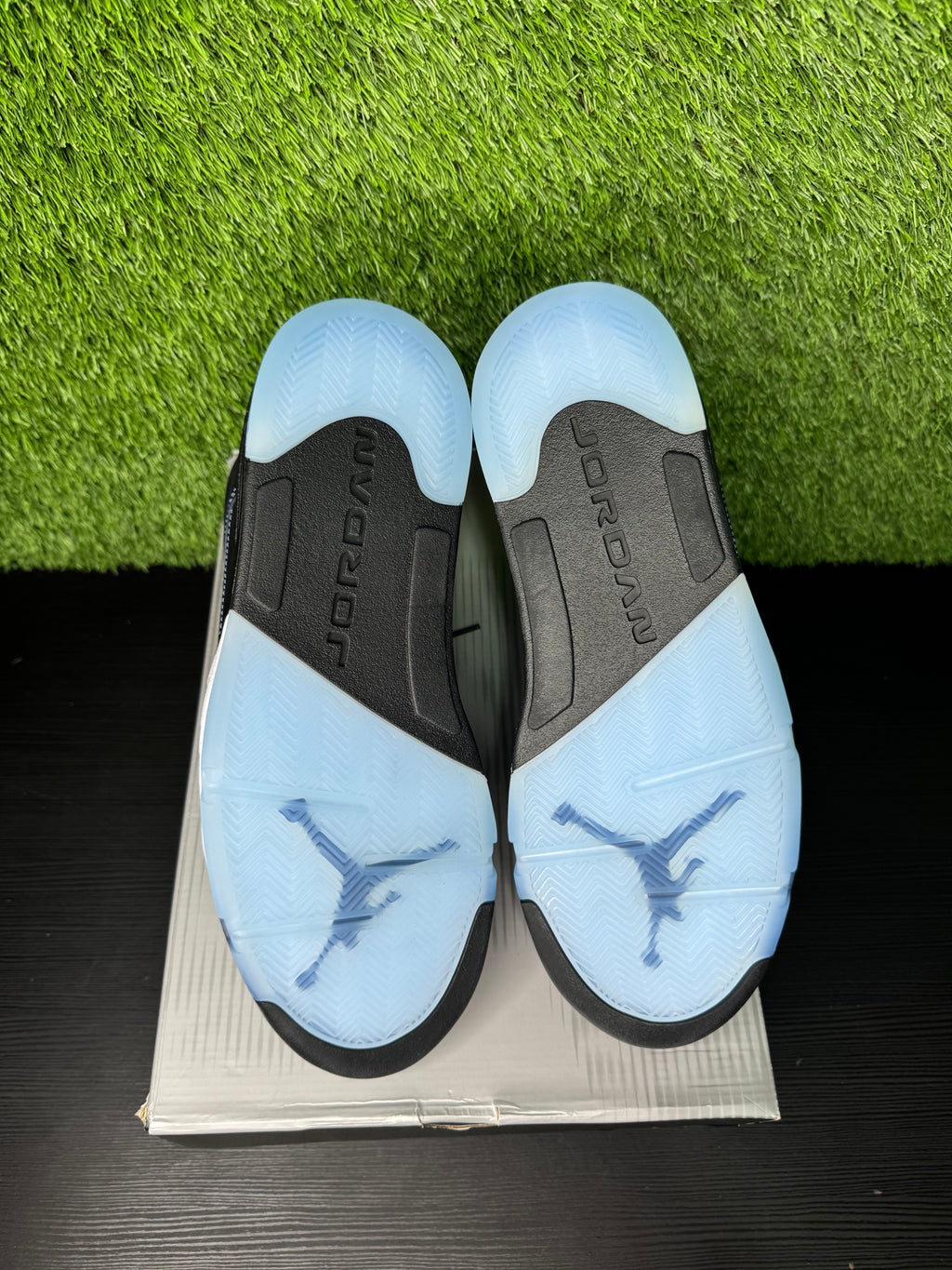 Jordan 5 Black Carolina UNC