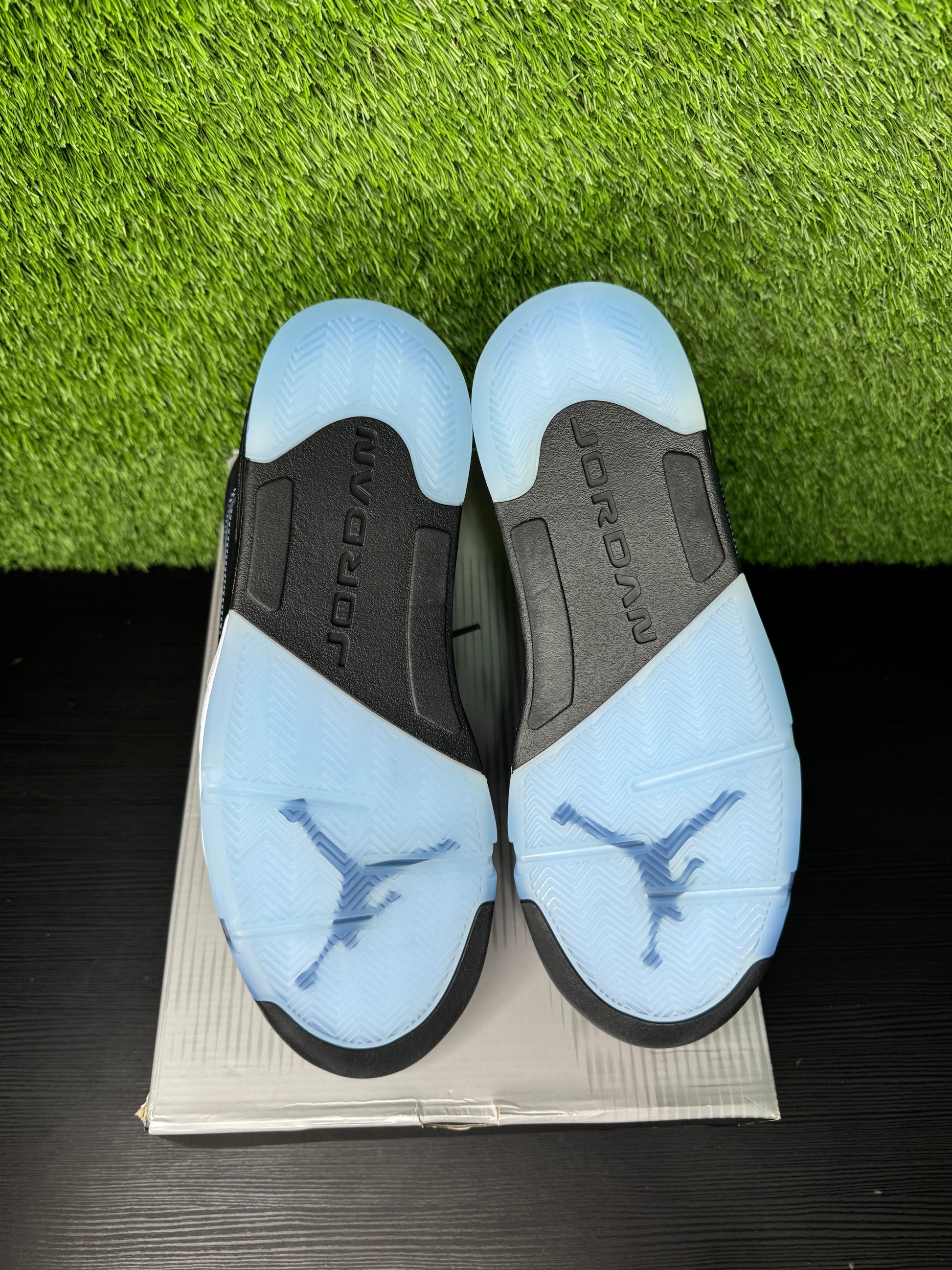 Jordan 5 Black Carolina UNC