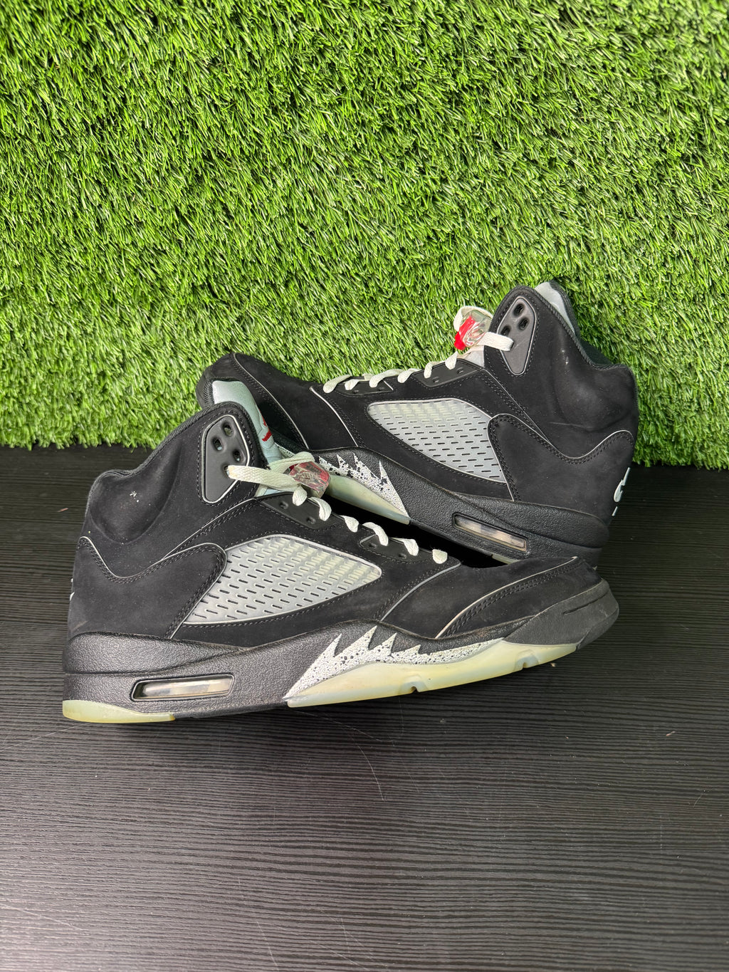 Jordan 5 Retro OG Black Metallic Reimagined