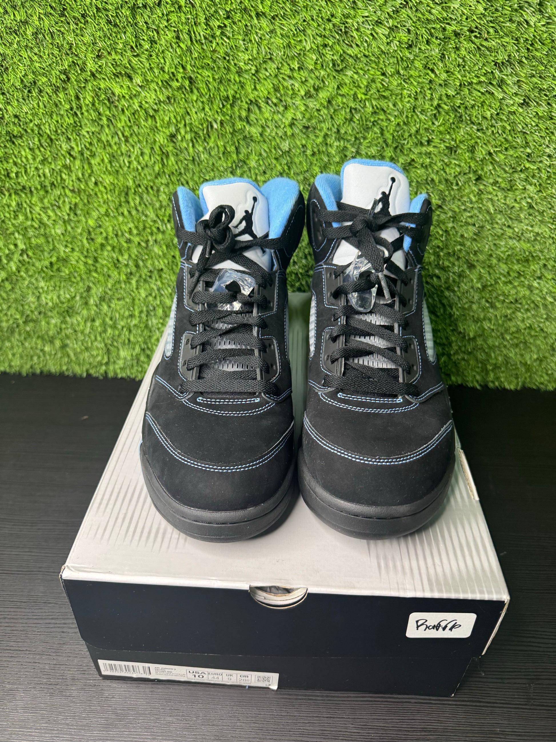 Jordan Retro 5 Black Carolina UNC