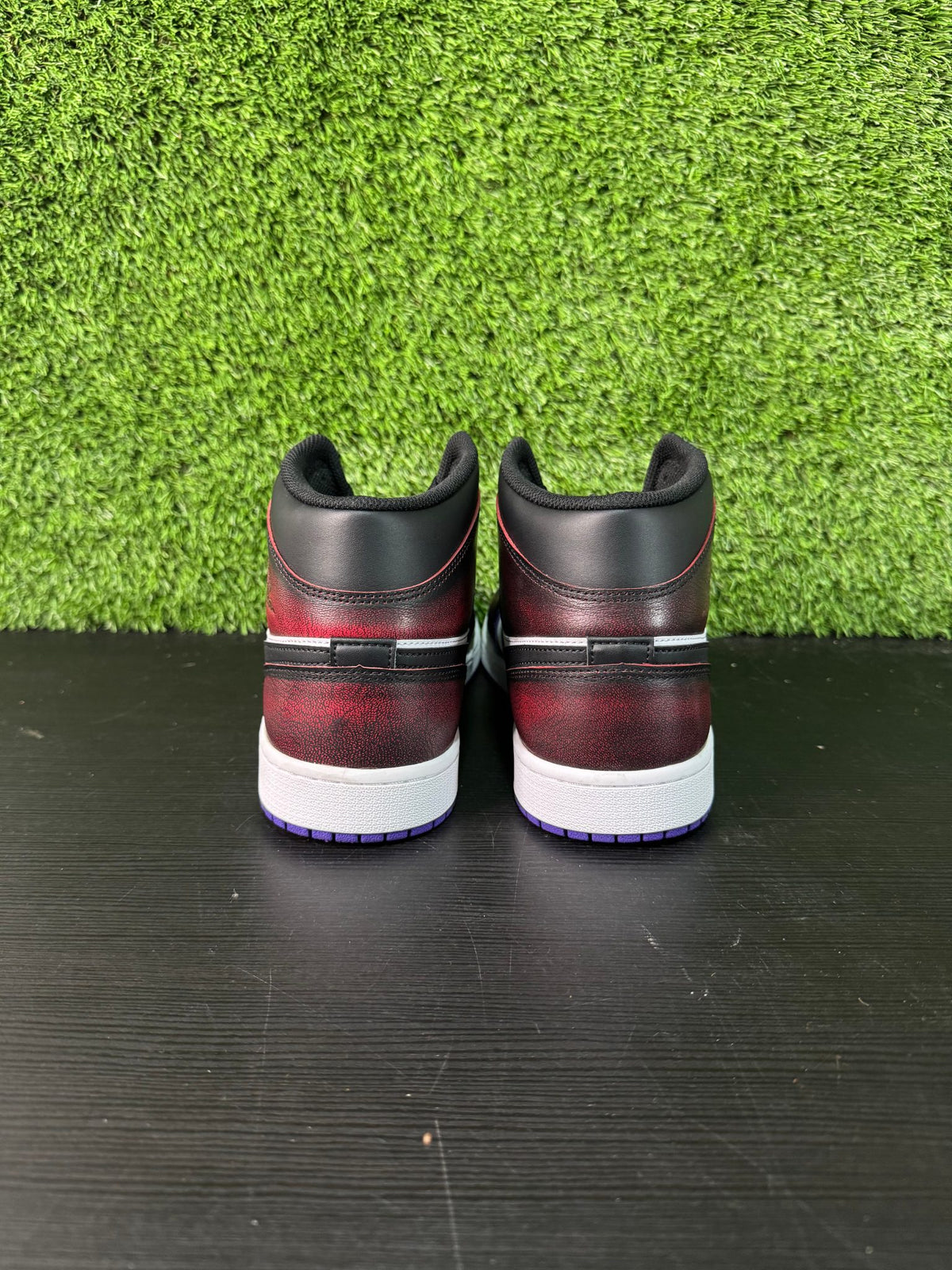 Jordan 1 Mid SE LA to Chicago