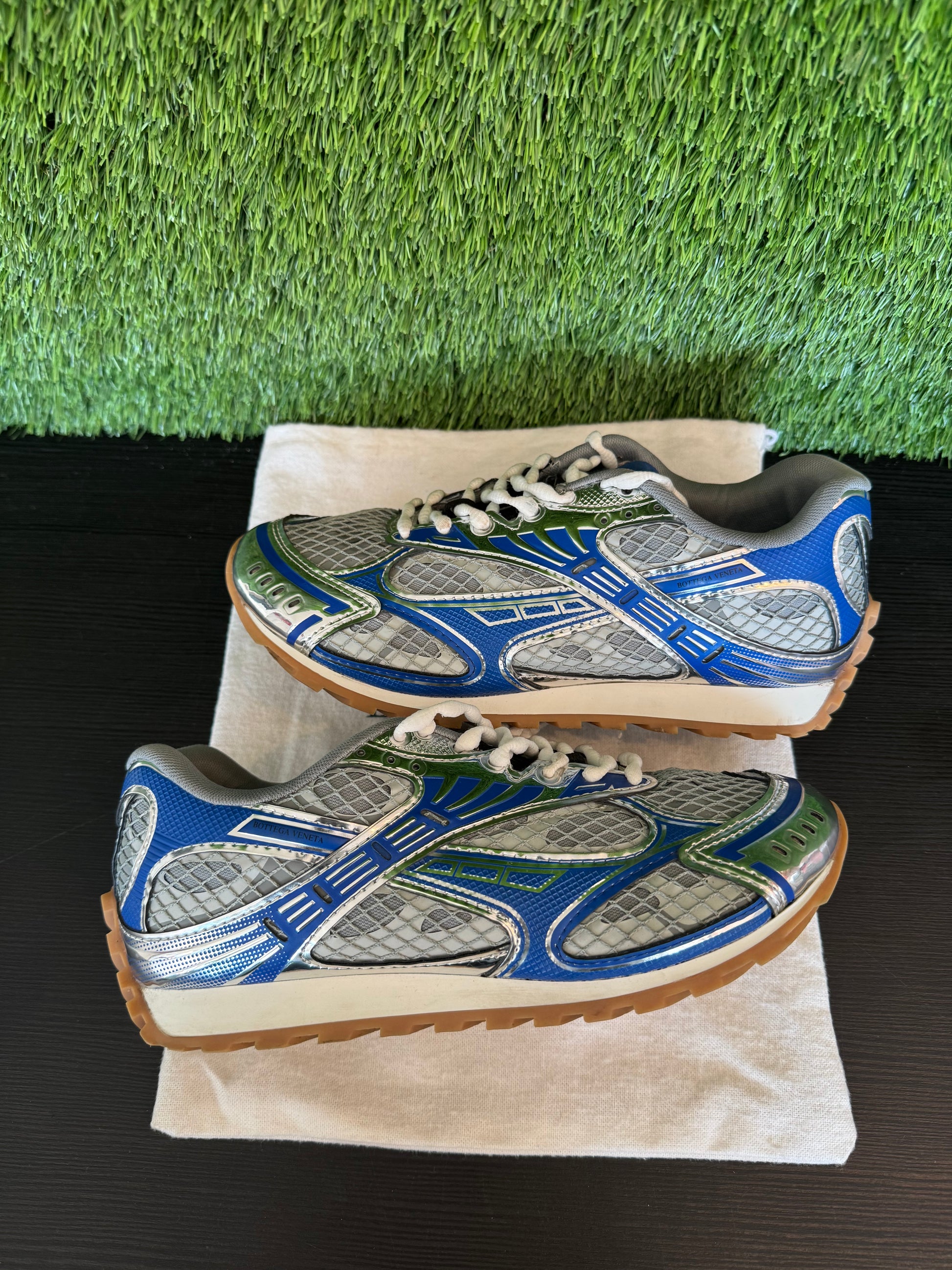 Bottega Veneta Orbit Sneakers Grey/Blue