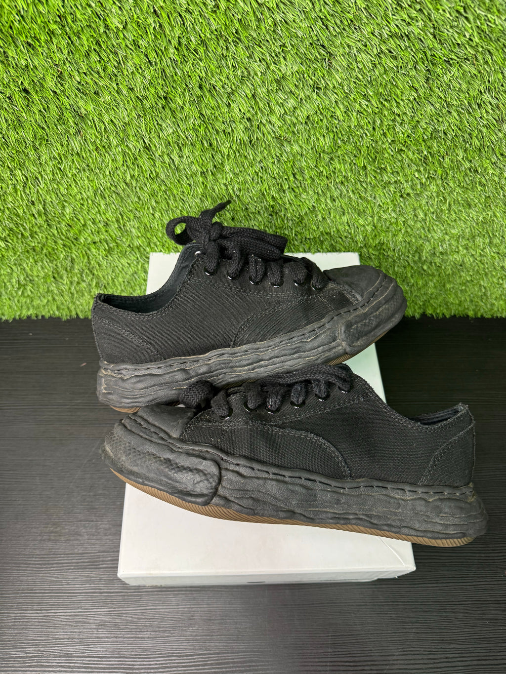 Maison Mihara Yasuhiro Wayne OG Sole Canvas Low Black