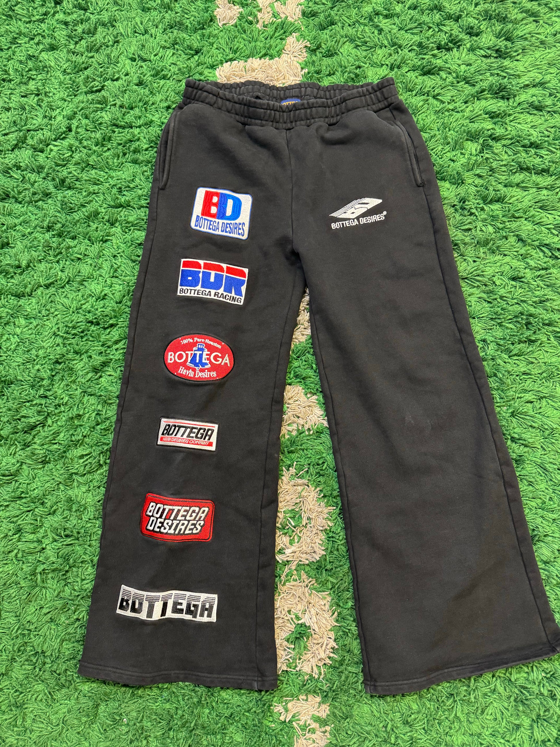 Bottega desires patch sweatpants (black)