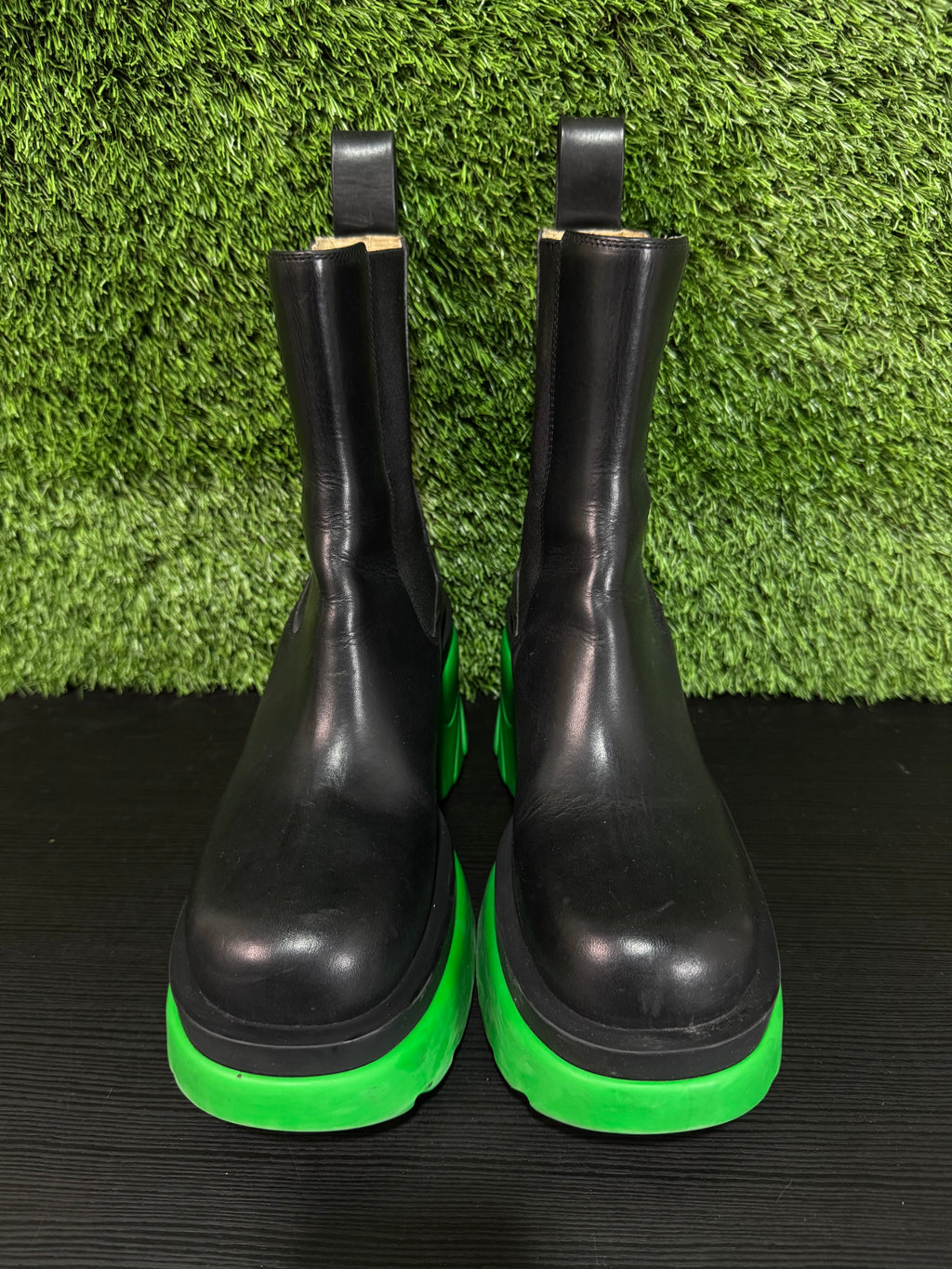 Bottega Veneta Chelsea Boot Black/Green