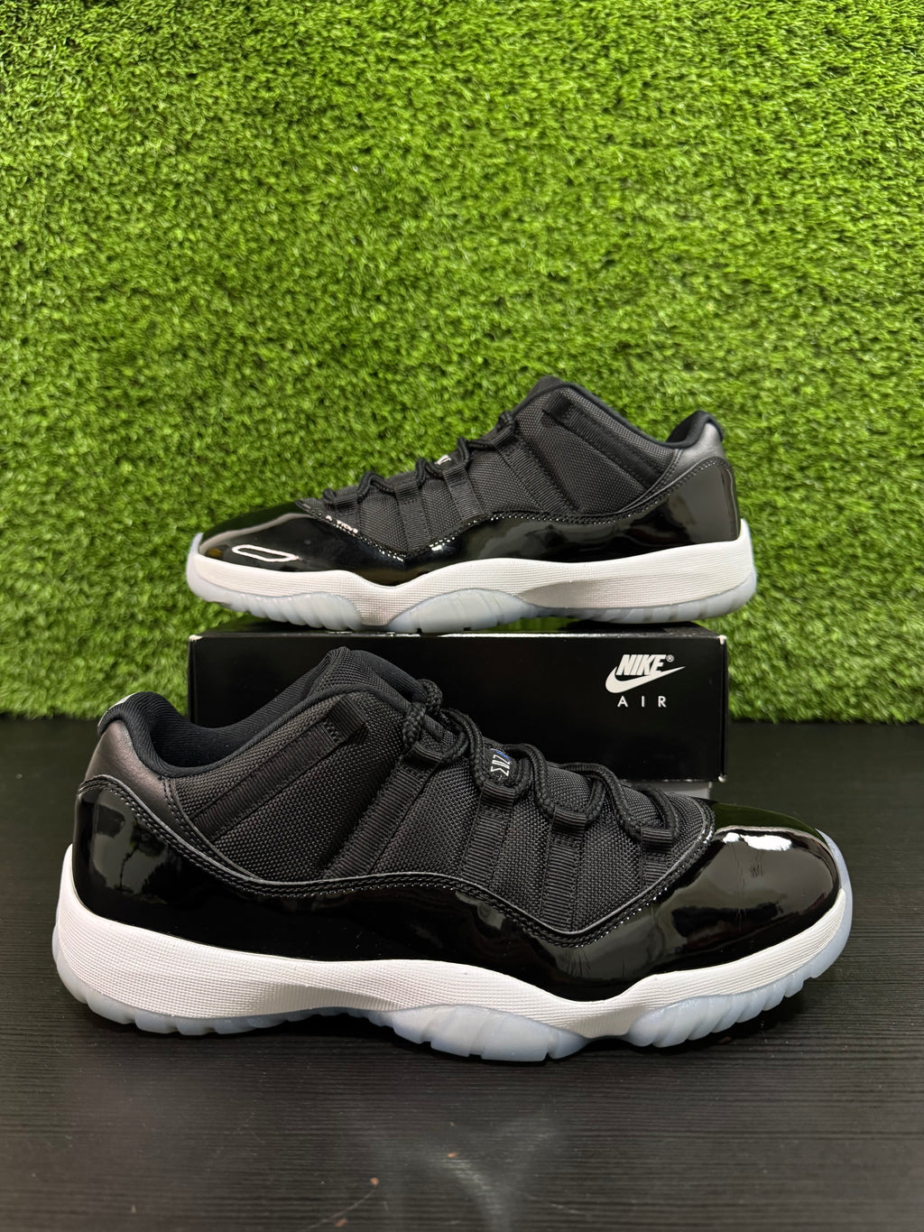 Jordan 11 Retro Low Space Jam