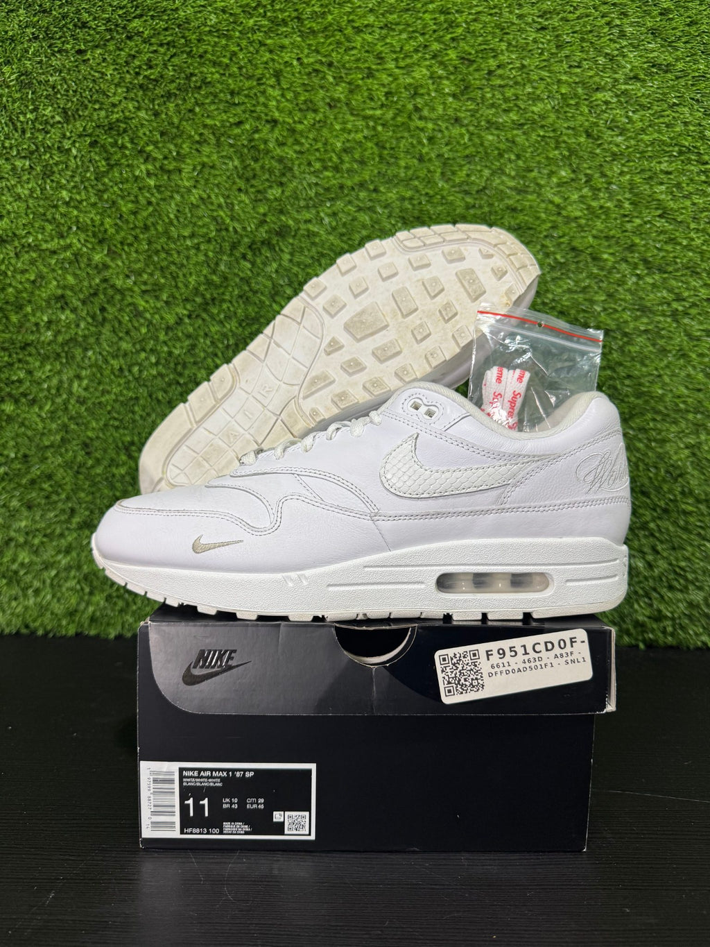 Nike Air Max 1 '87 SP Supreme Triple White