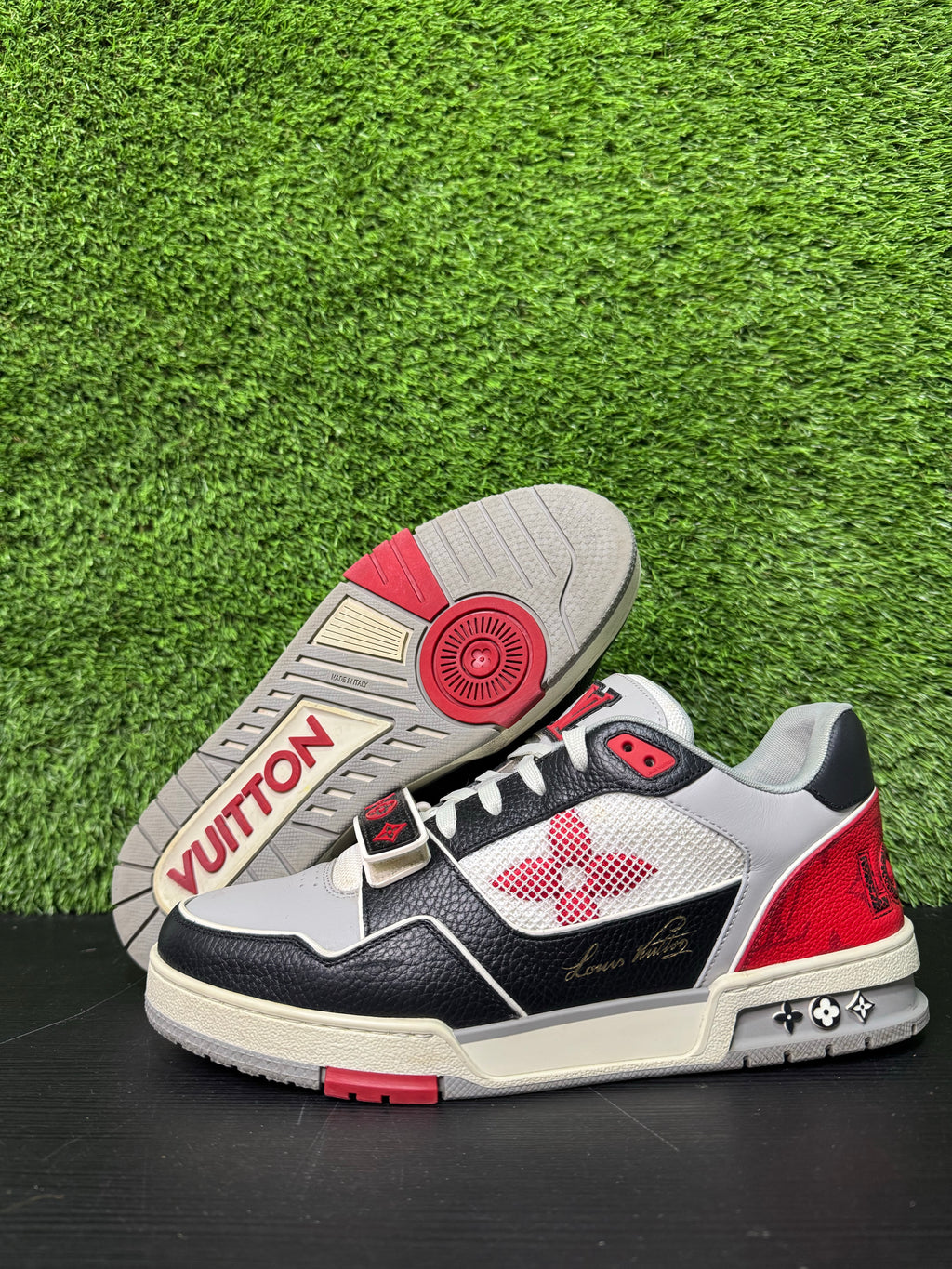 Louis Vuitton Lolv trainer strap on black grey red