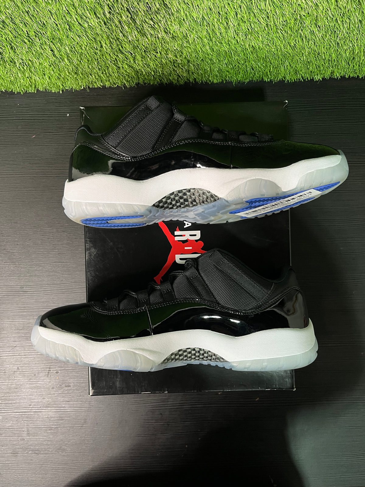 Jordan 11 Retro Low Space Jam