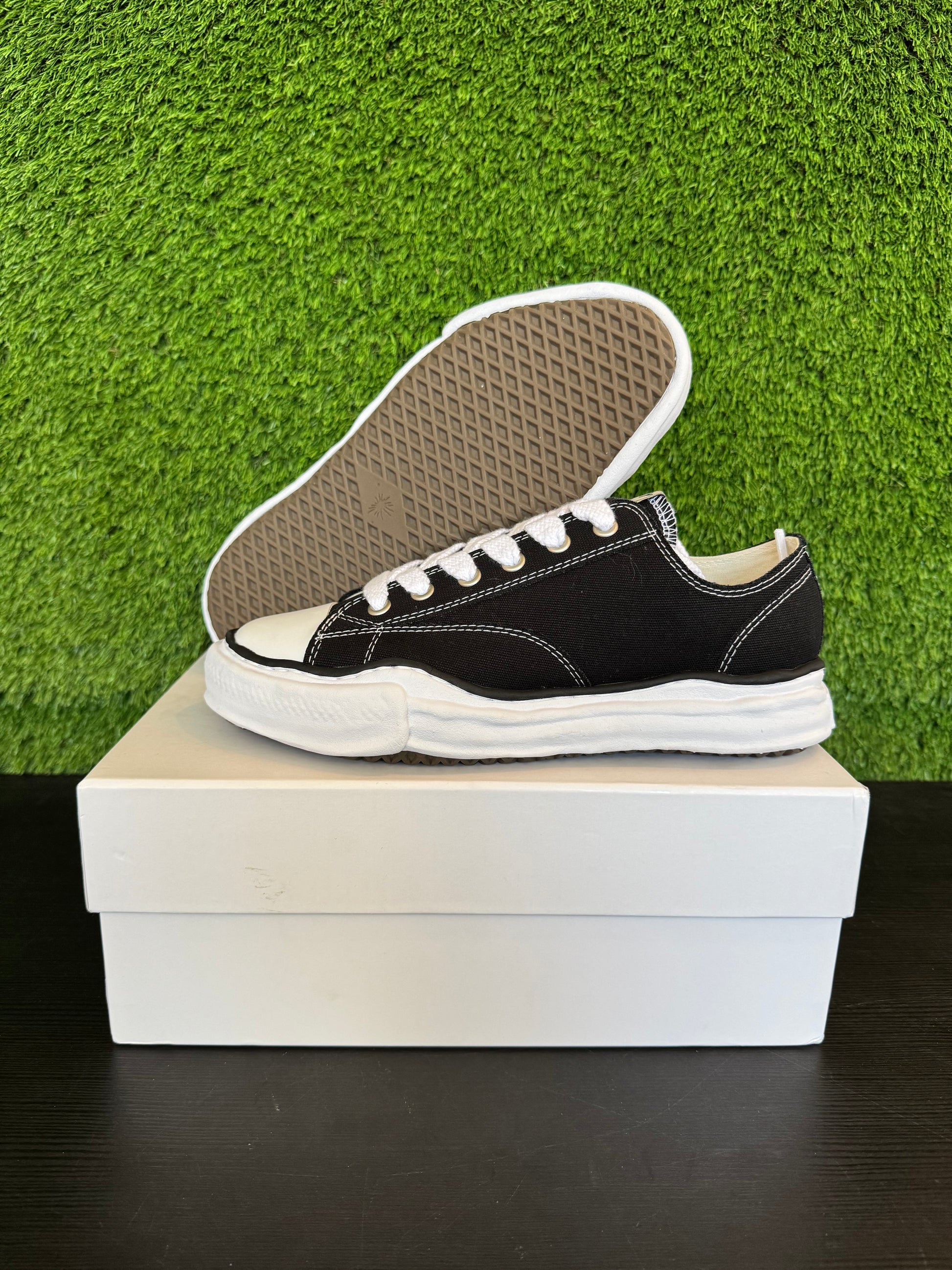 Maison Mihara Yasuhiro Peterson OG Sole Canvas Low Black