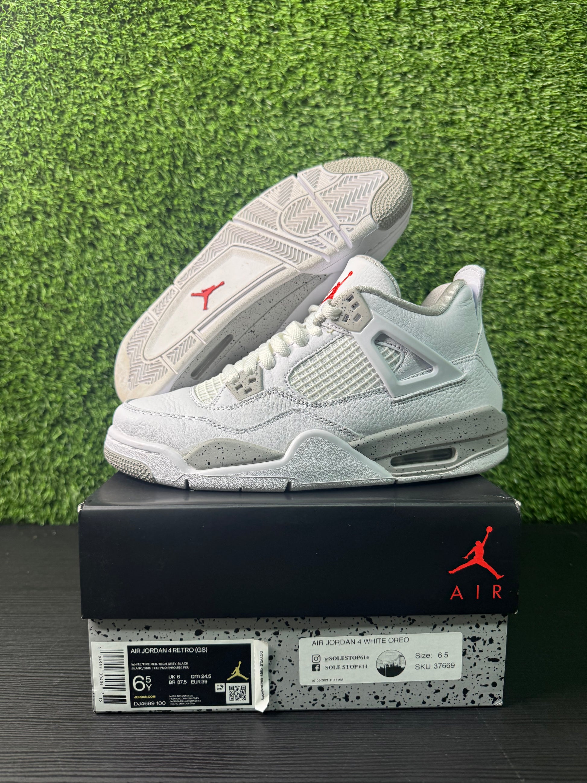 Jordan 4 White Oreo