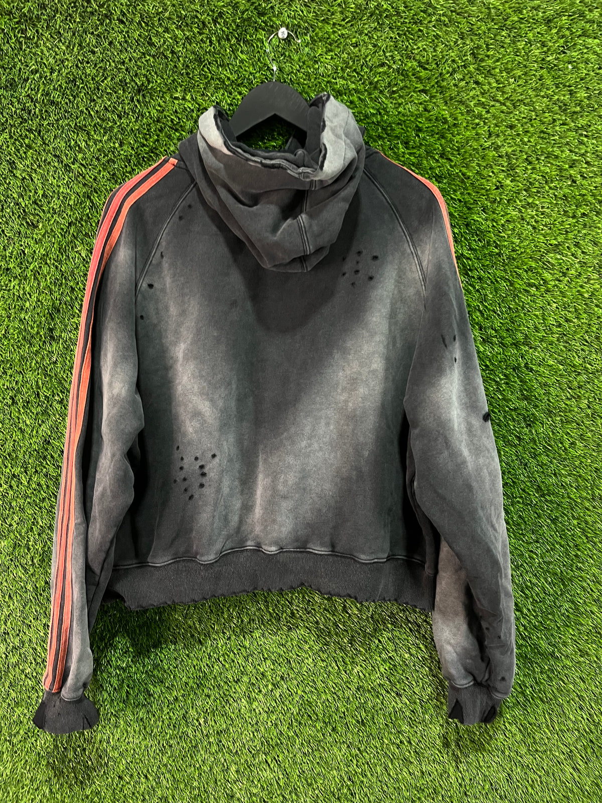 Vale Forever Anthem Pullover