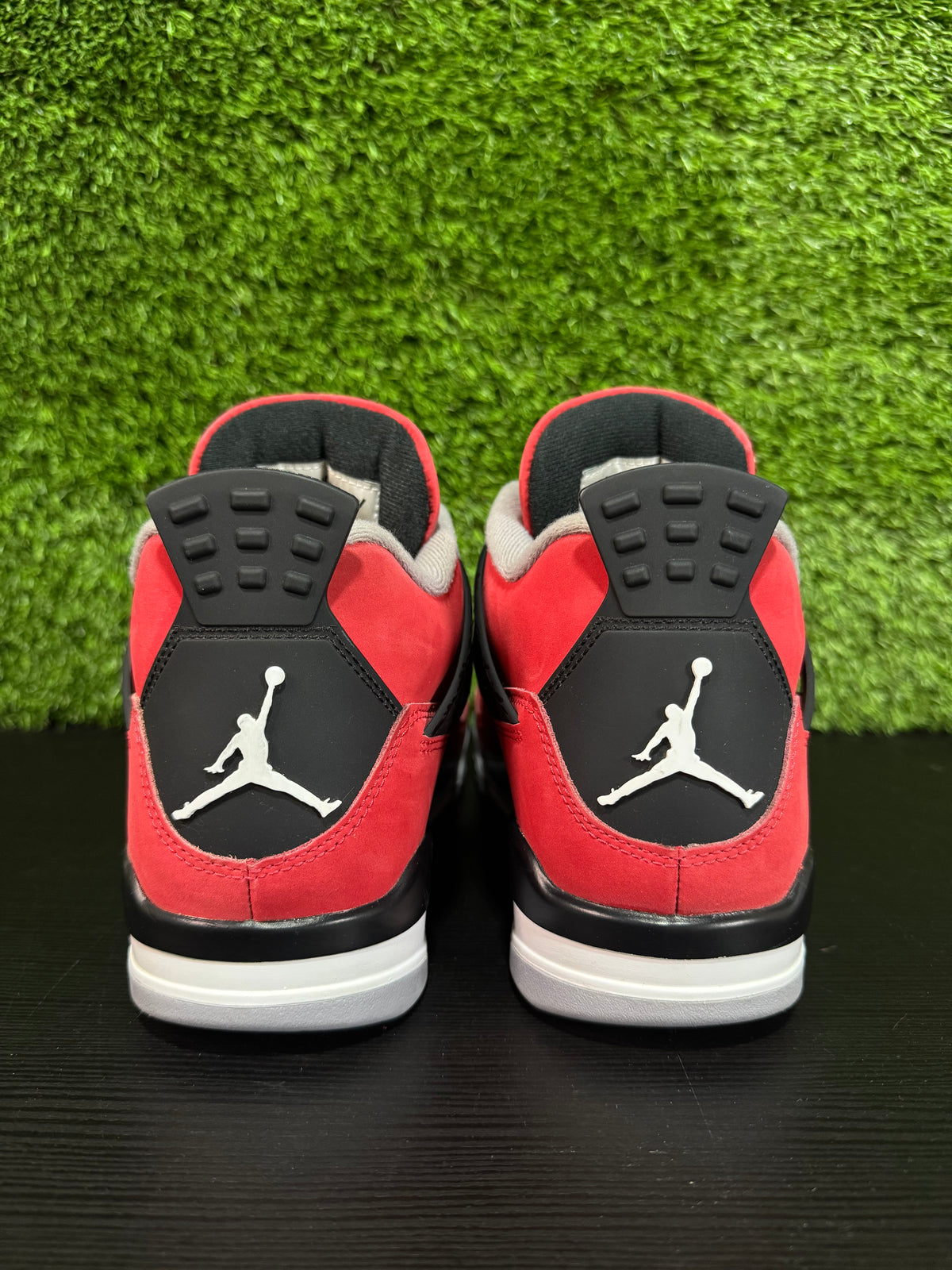 Jordan 4 Retro Toro Bravo (2026)