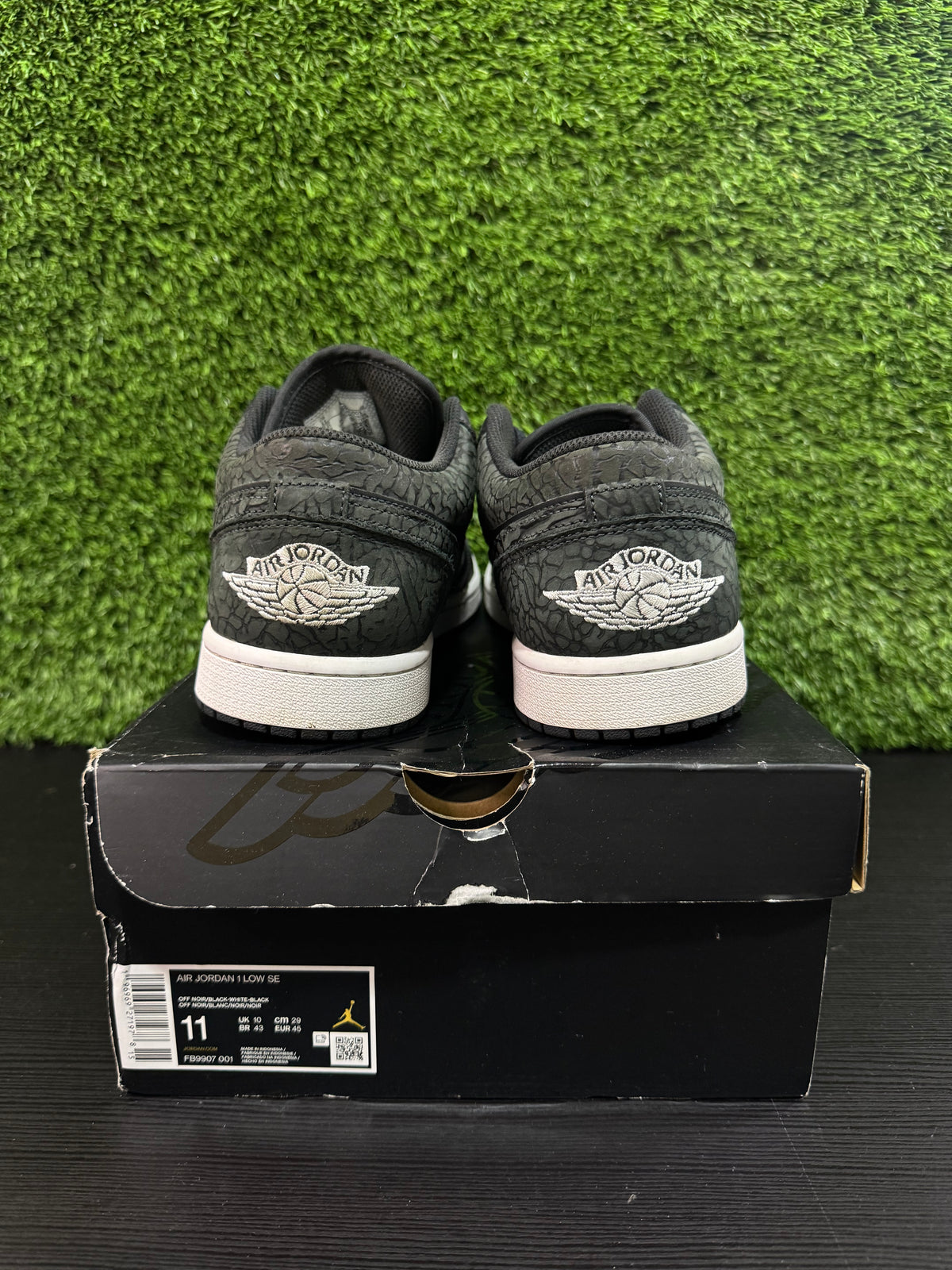 Jordan 1 Low SE Black Elephant