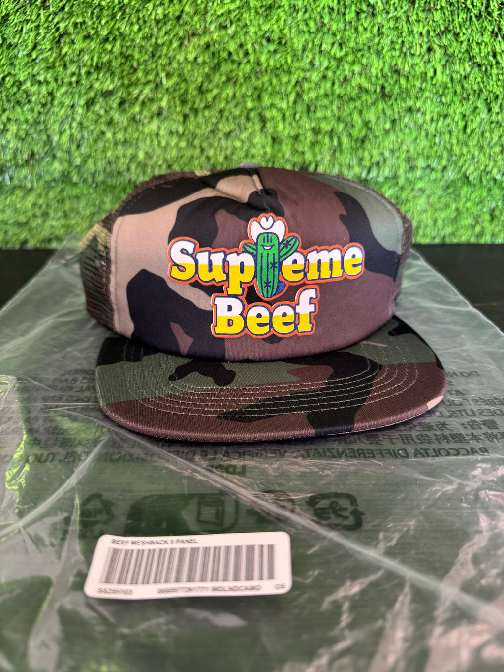 Supreme Beef Mesh Back 5-Panel Woodland Camo