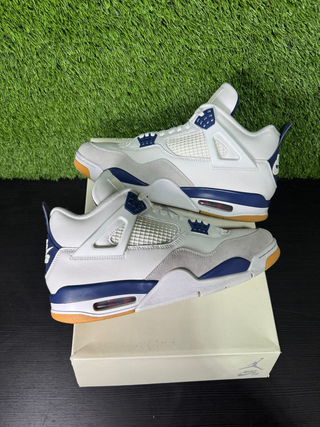 Jordan 4 Retro SB Navy