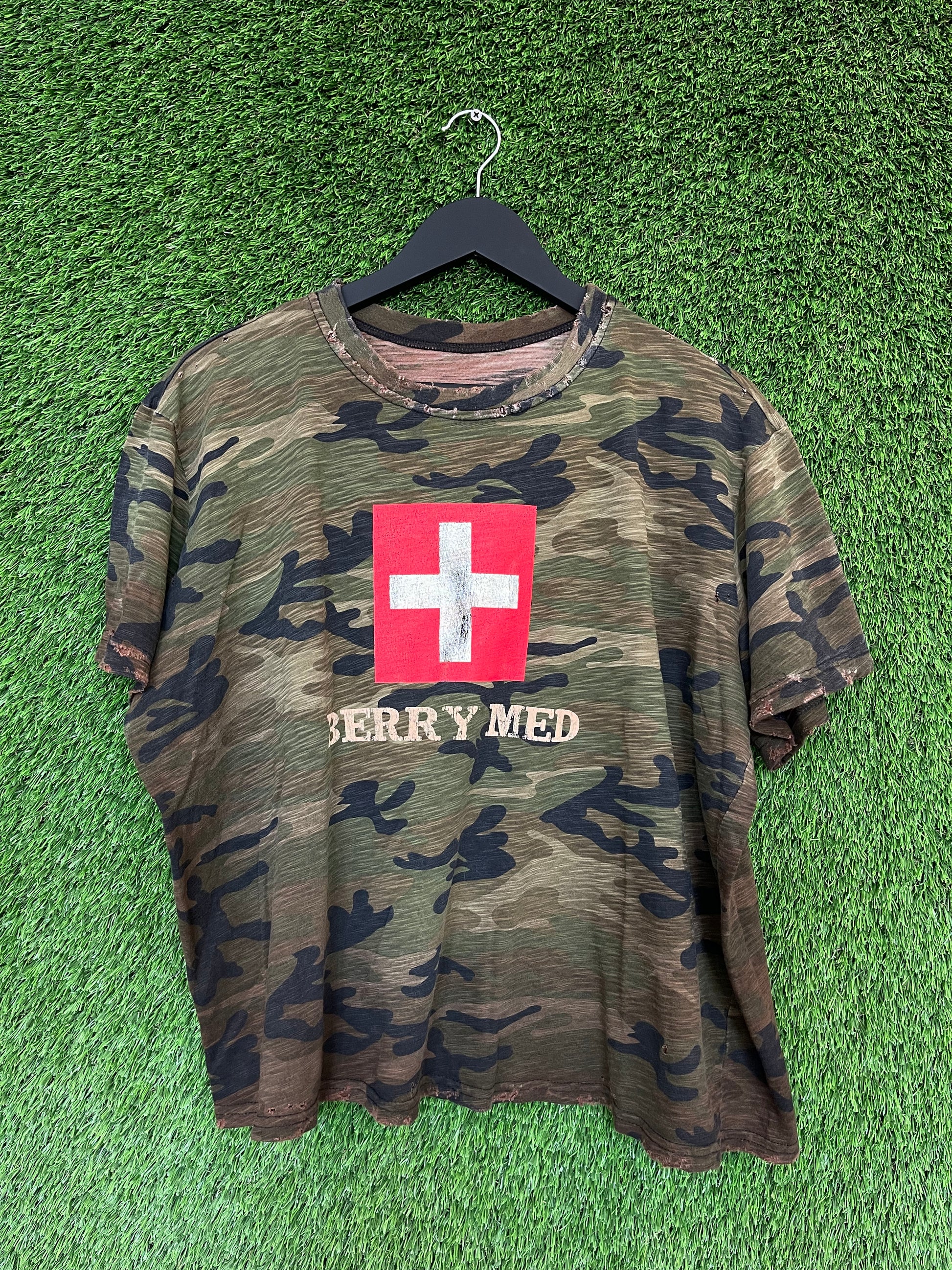 GV Gallery Berry Med Tee