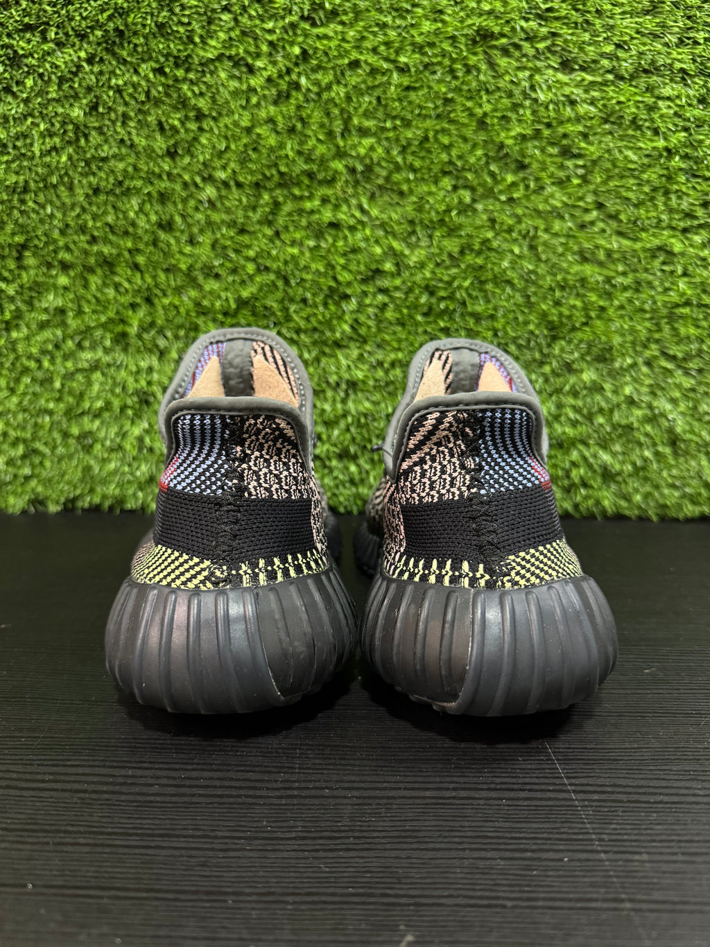 Yeezy 350 V2 Yecheil