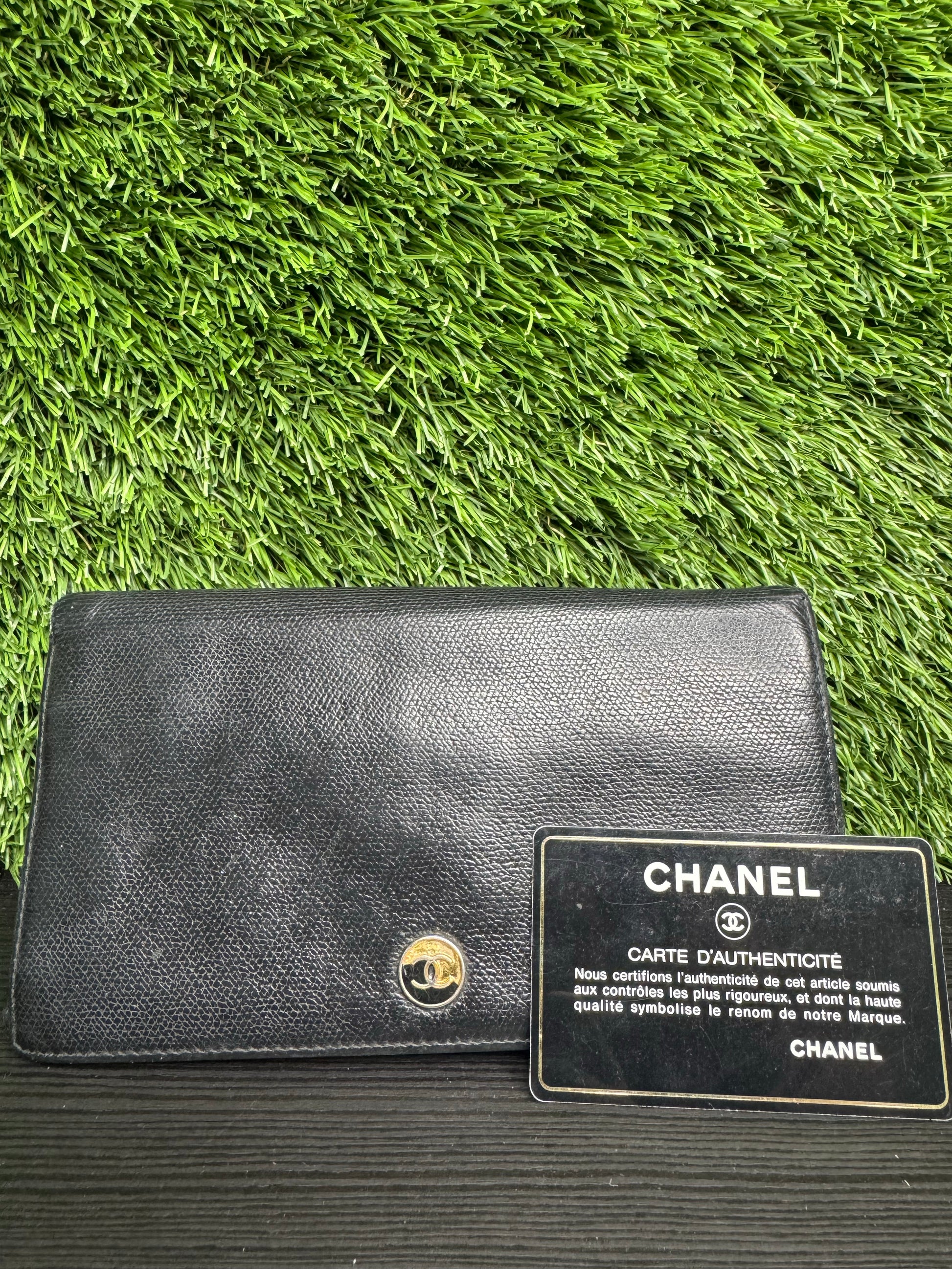 Chanel vintage black wallet
