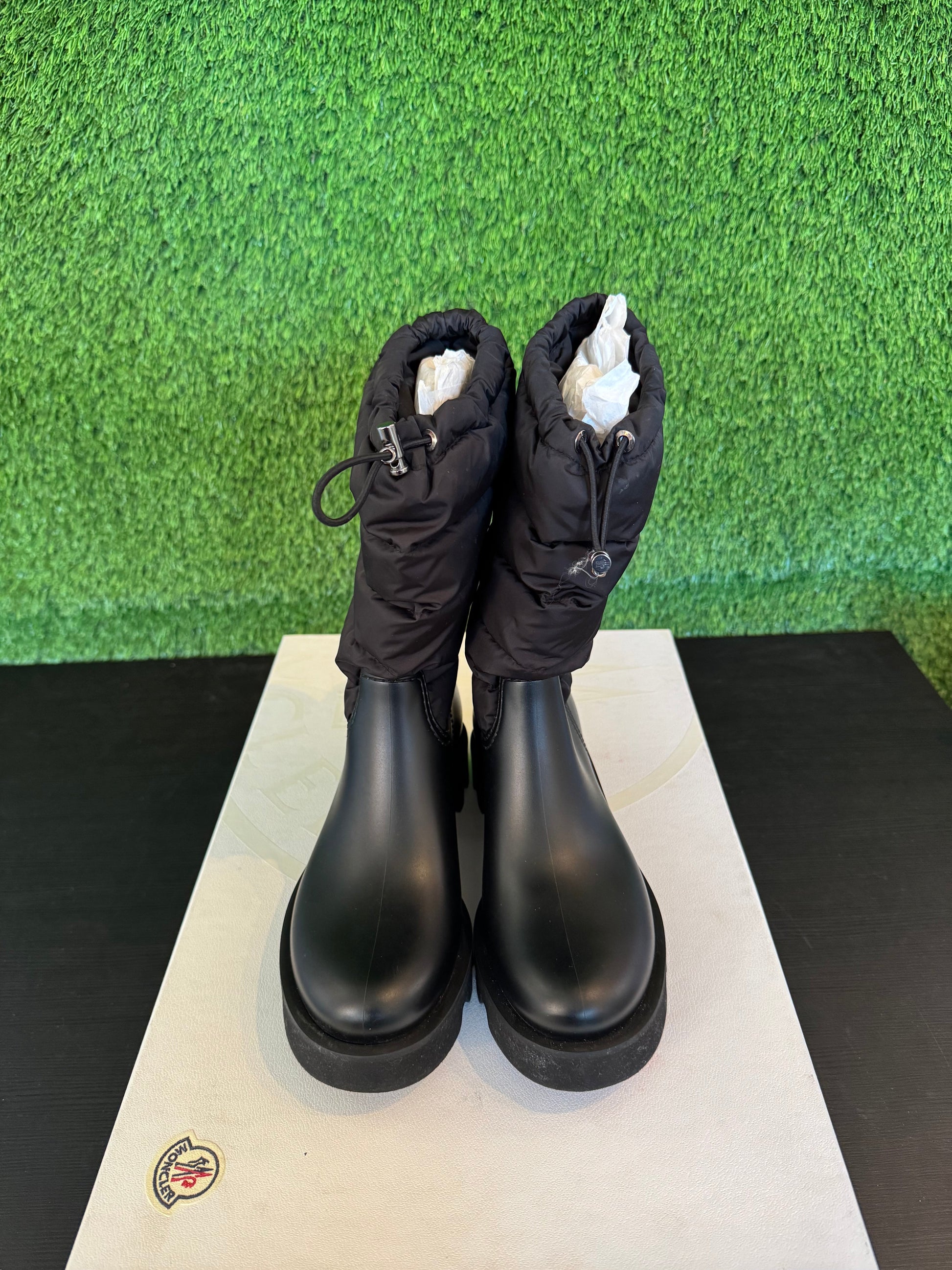 Moncler ginette high top boots (black)