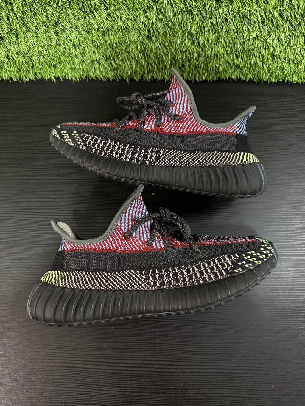 Yeezy 350 V2 Yecheil