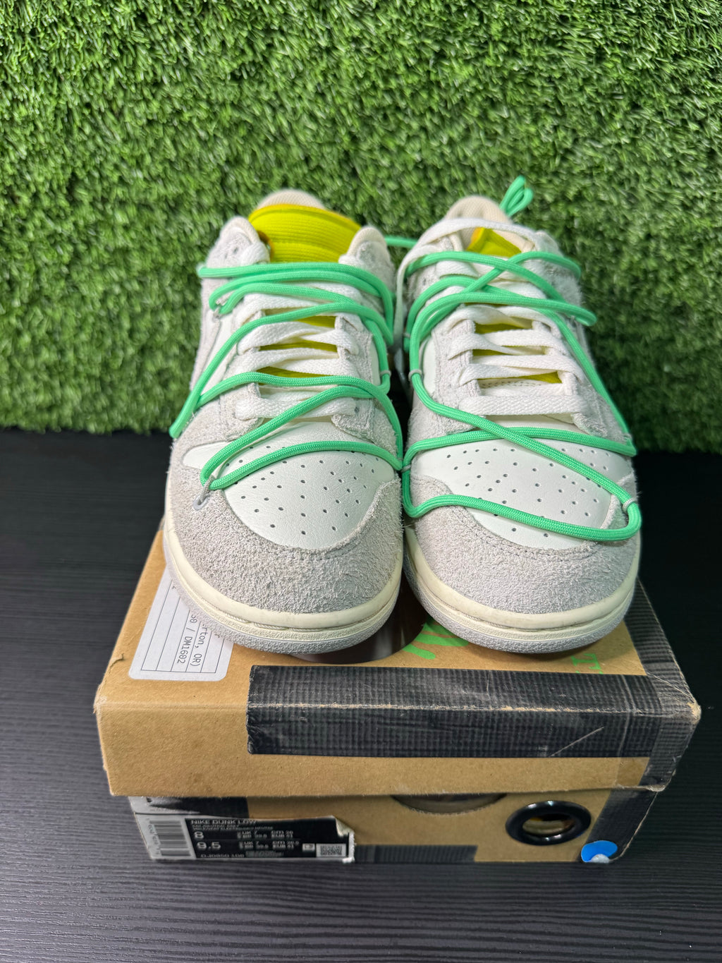Off-White lot 14