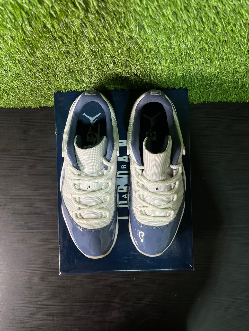 Jordan 11 Retro Low Diffused Blue