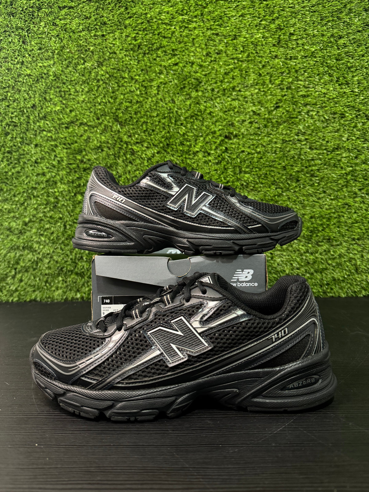 New Balance 740 Black Silver Metallic