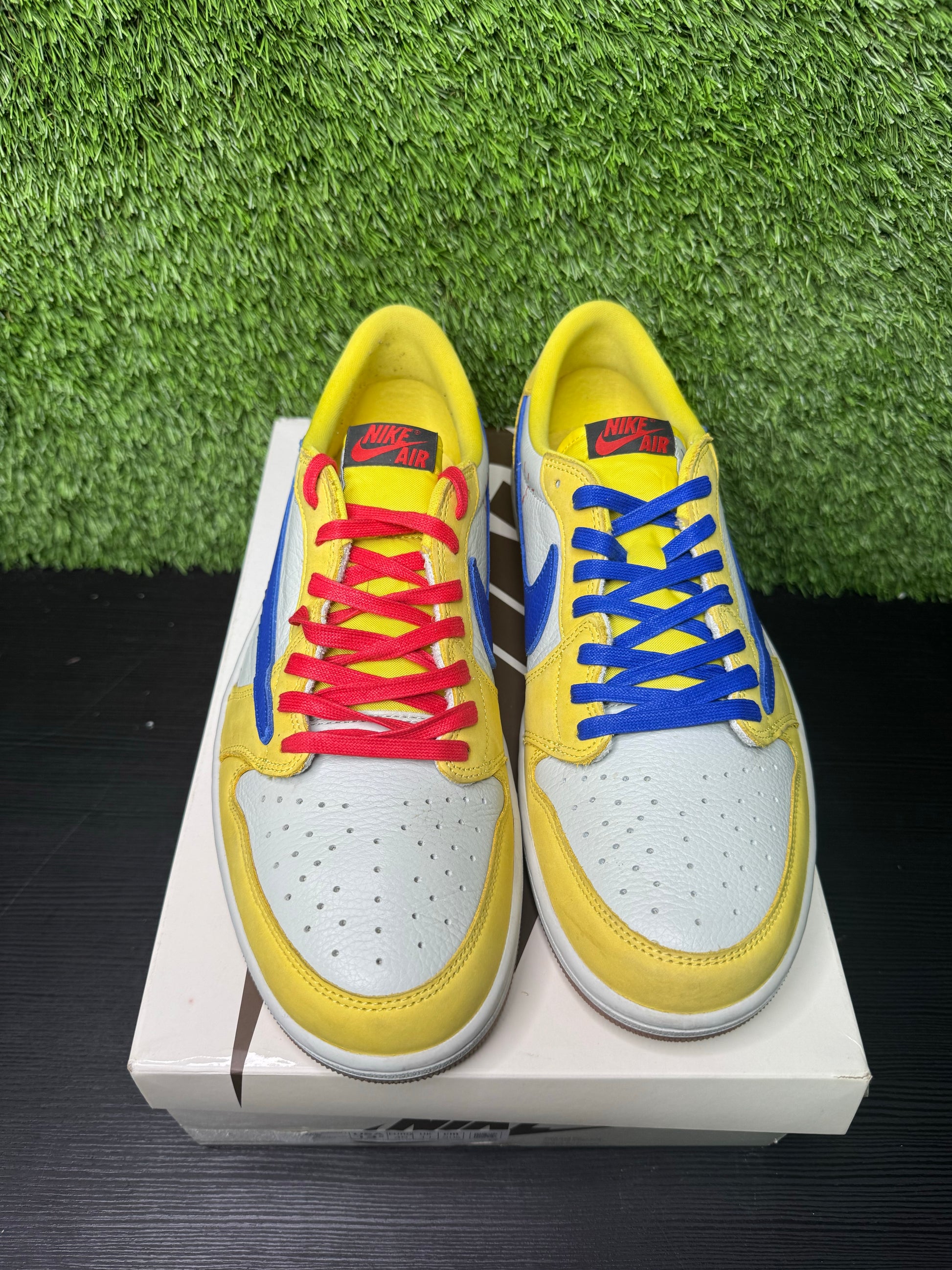 Jordan 1 low Travis Scott canary