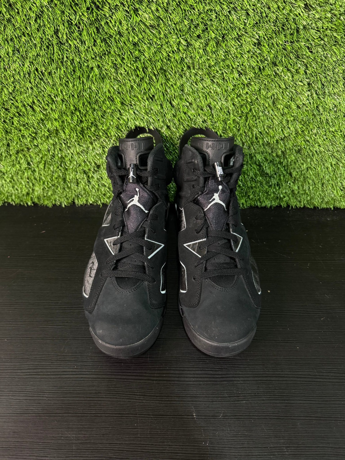 Jordan 6 Retro Cap and Gown