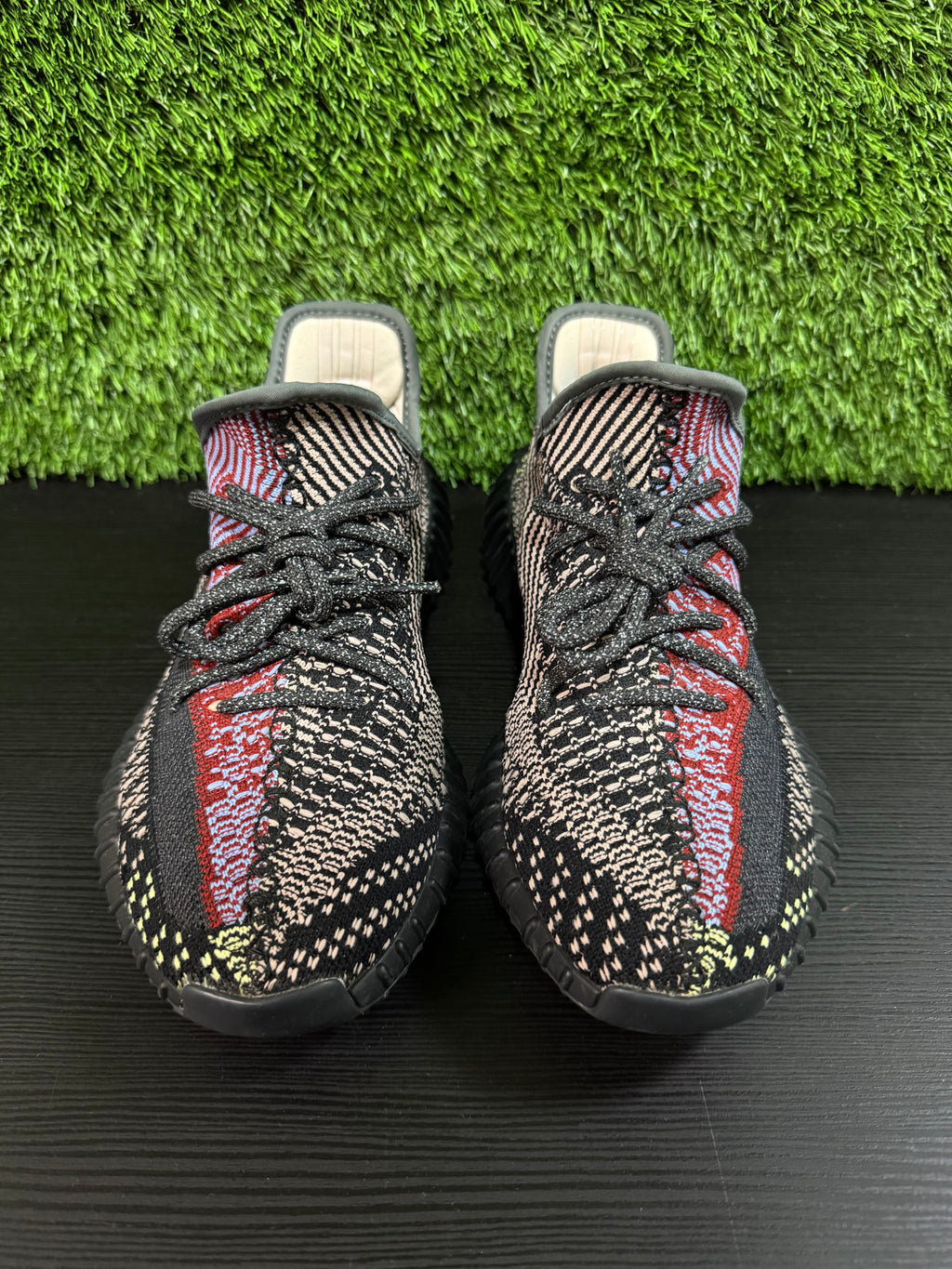 Yeezy 350 V2 Yecheil