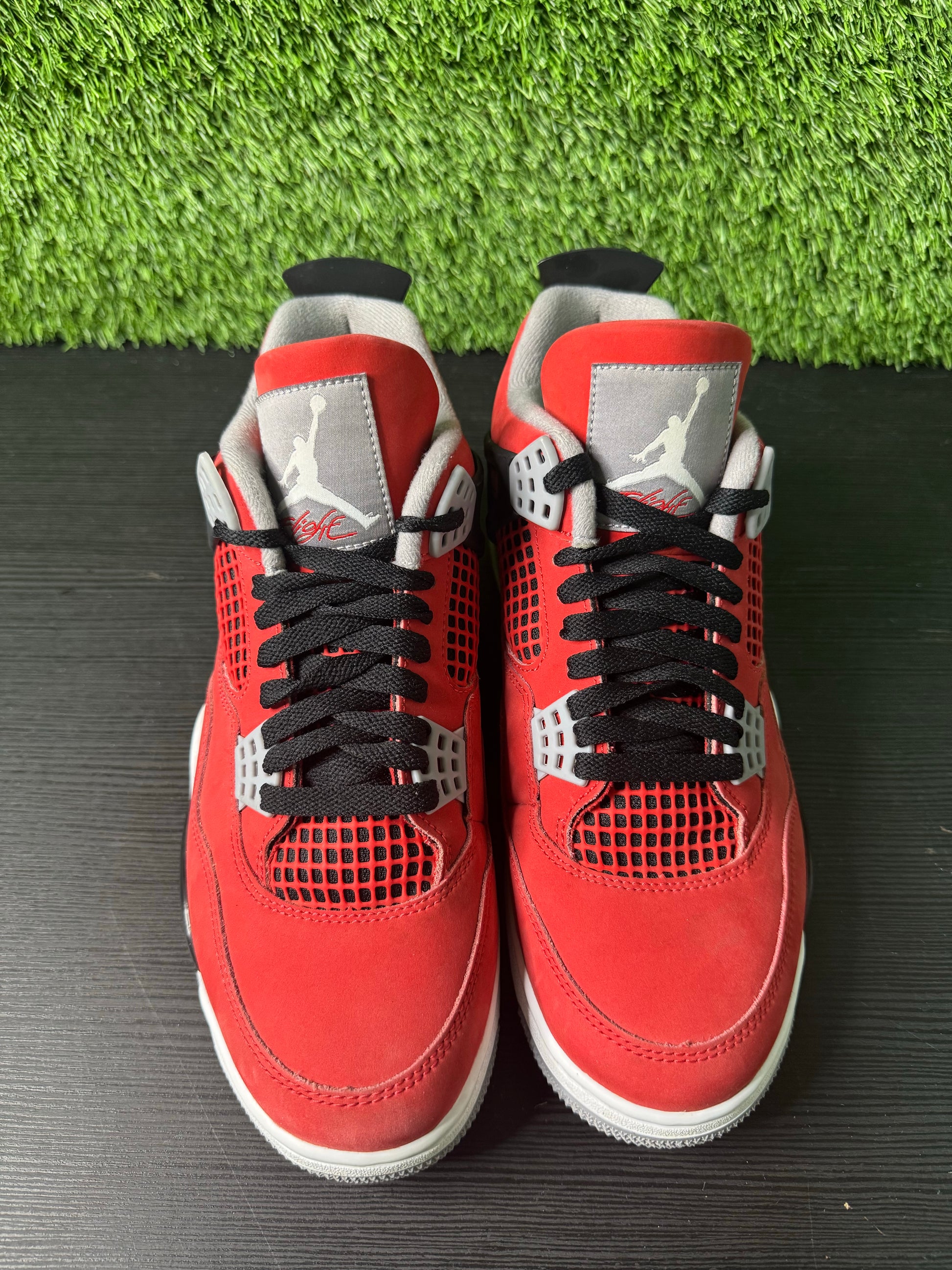 Jordan 4 Retro Toro Bravo (2026)