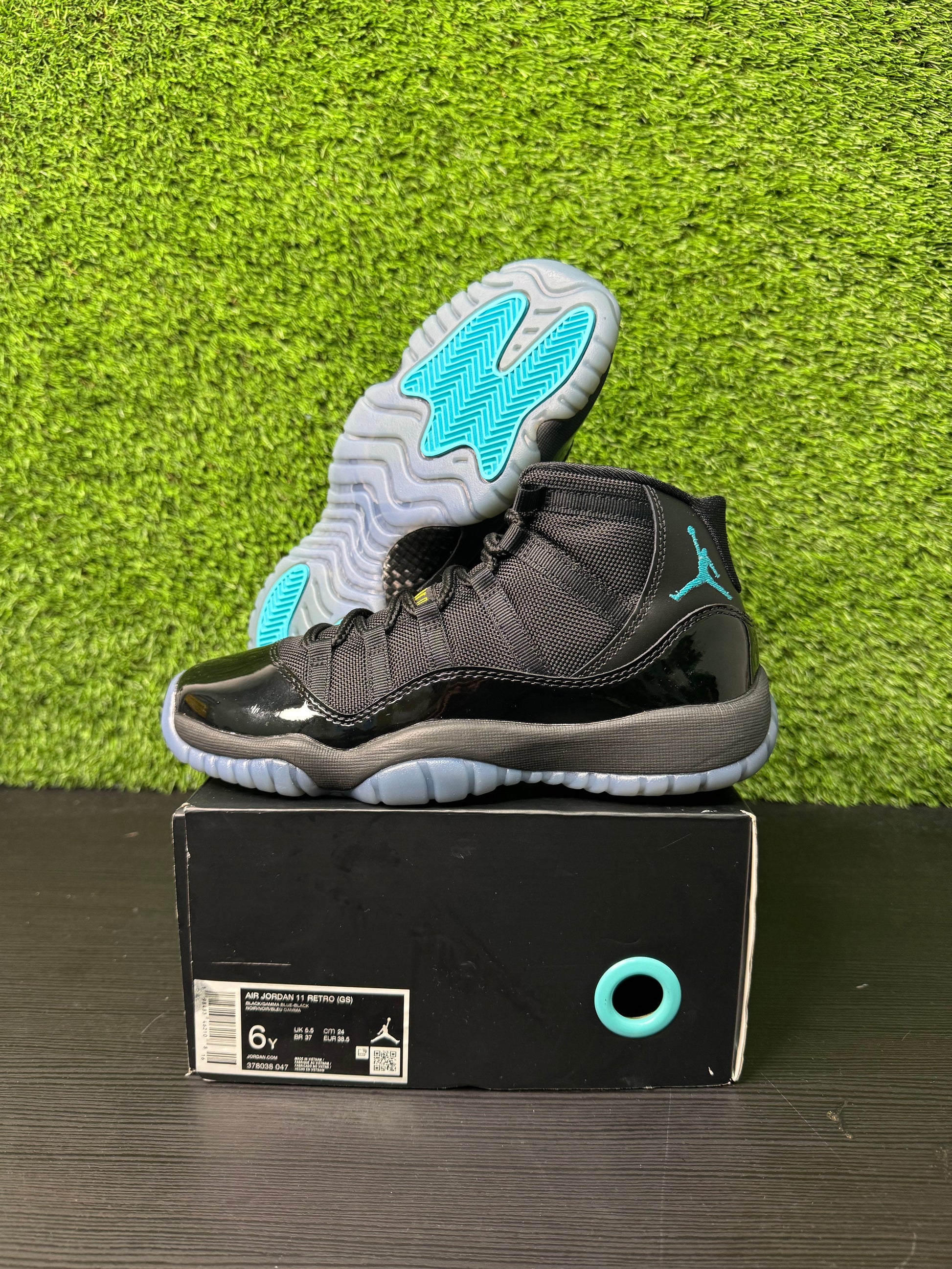 Jordan 11 Retro Gamma