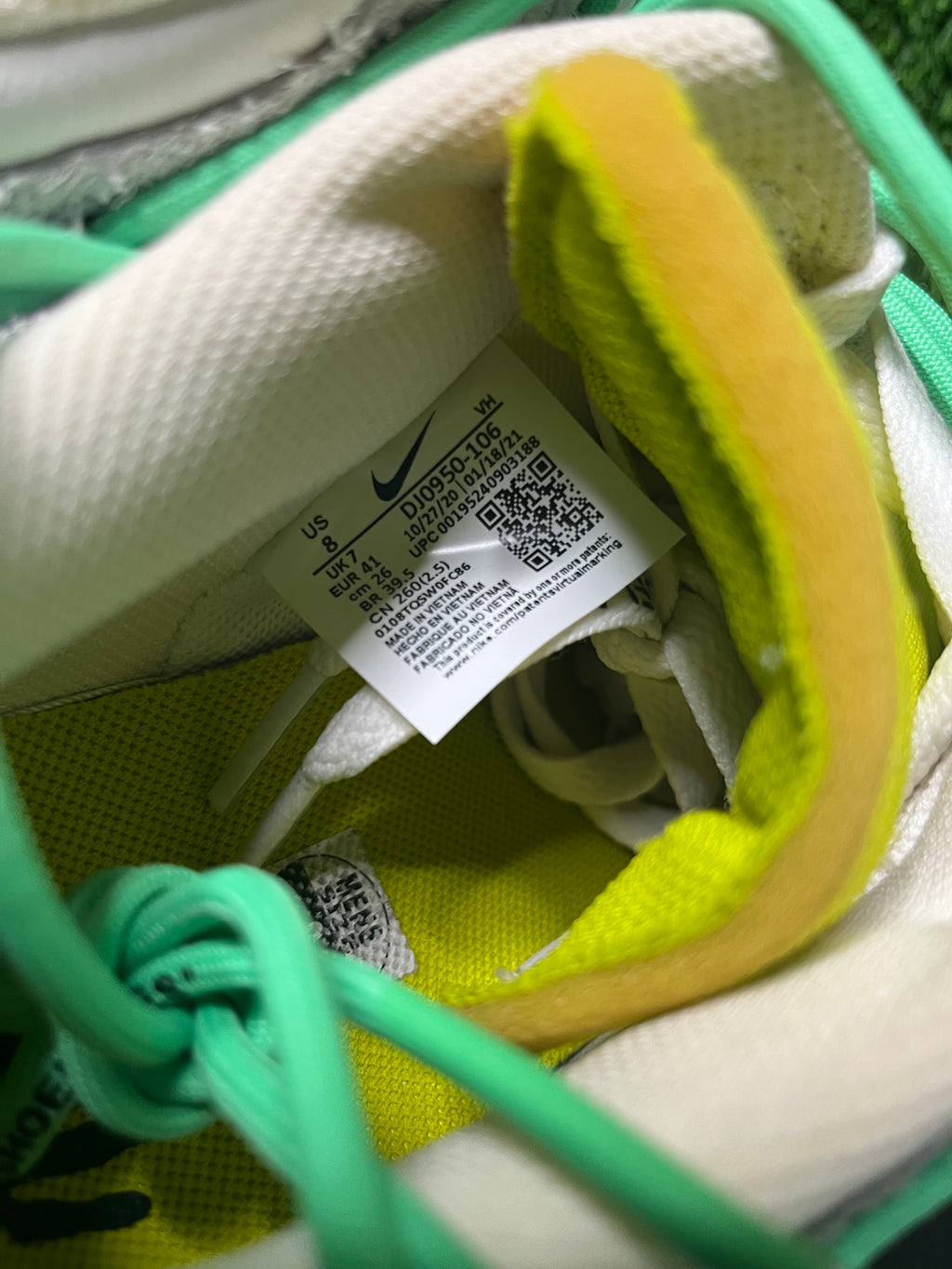 Off-White lot 14