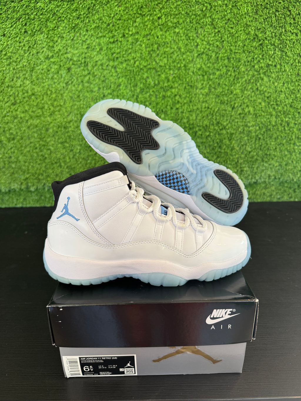 Jordan 11 Retro Legend Blue (2024) (GS)