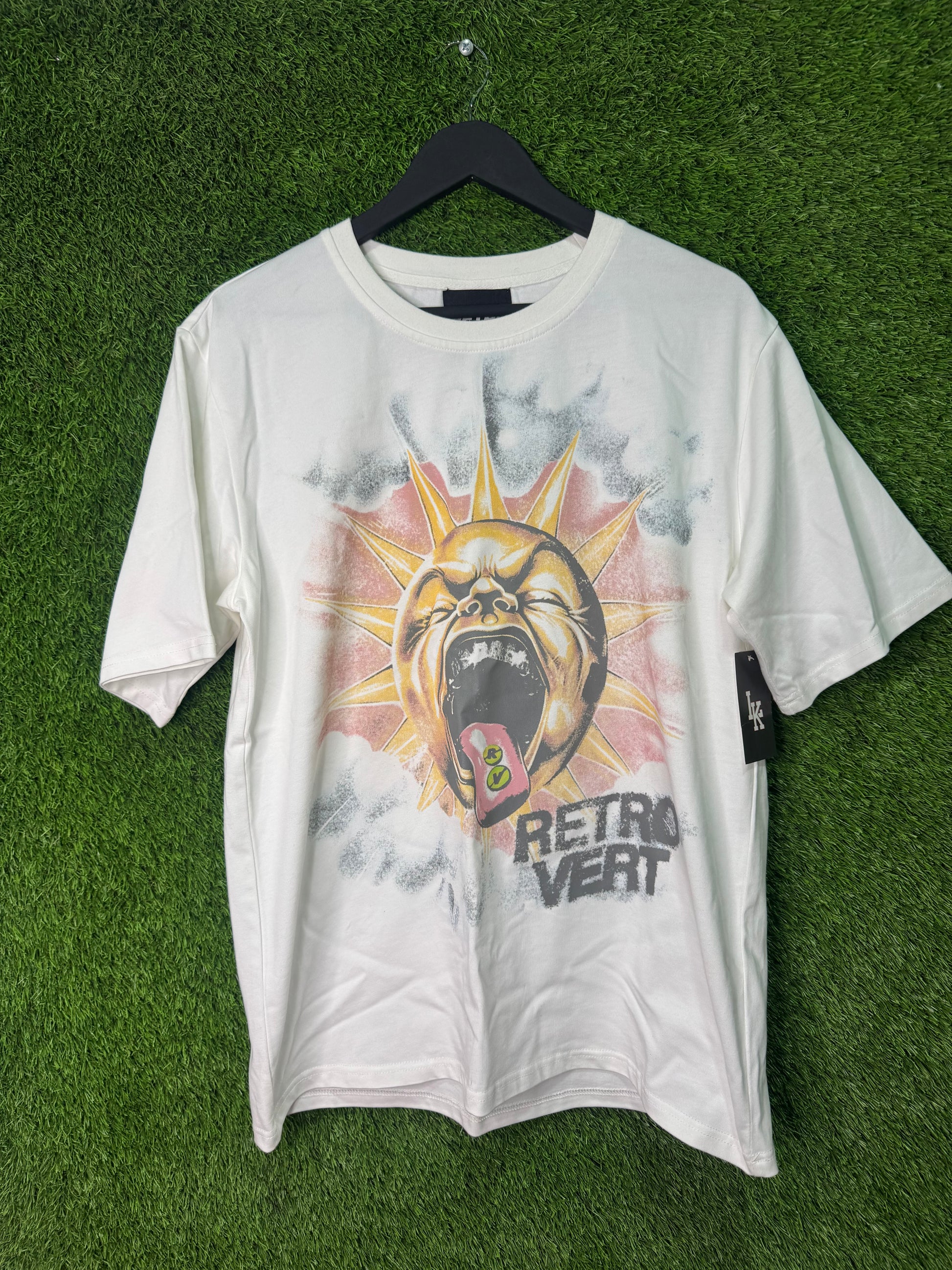Retrovert never been normal (white)