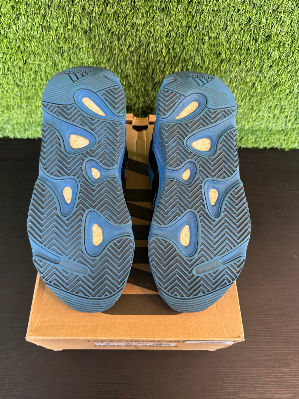 adidas Yeezy Boost 700 Hi-Res Blue